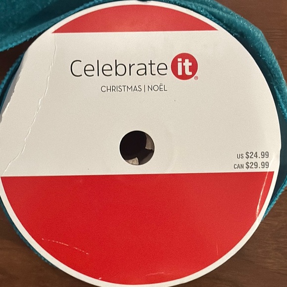 Celebrate it Wired Jumbo Ribbon in Teal green new 2.5in x 80 feet - Picture 3 of 5